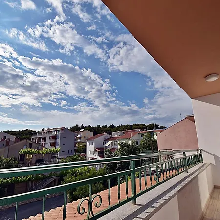In Near Gortan Cove Apartment Pula