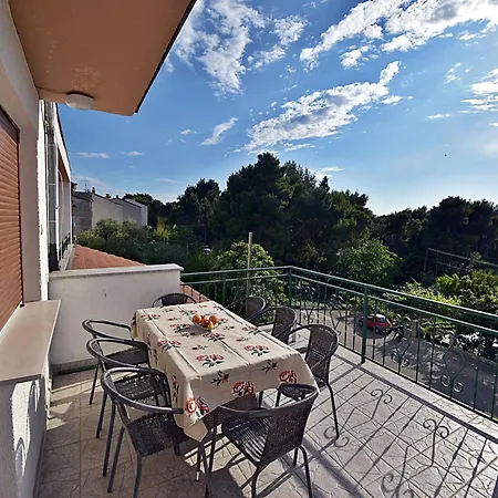 In Near Gortan Cove Apartment Pula